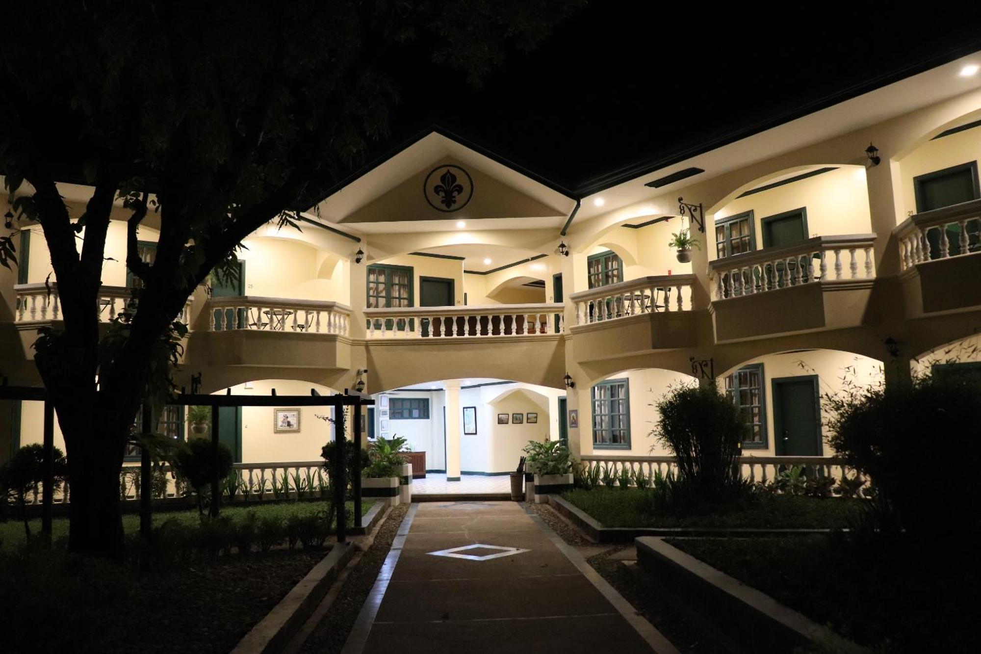 La Planta Hotel And Restaurant, Inc. Bais Εξωτερικό φωτογραφία